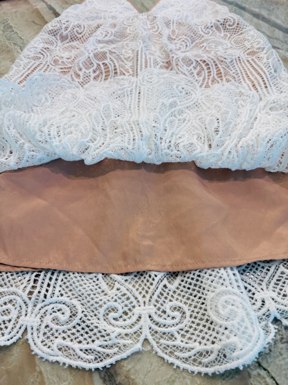 Sugar Lips Anthropologie Melissa Royal Lace Overlay Dress Ivory / Nude - Small - Picture 6 of 9